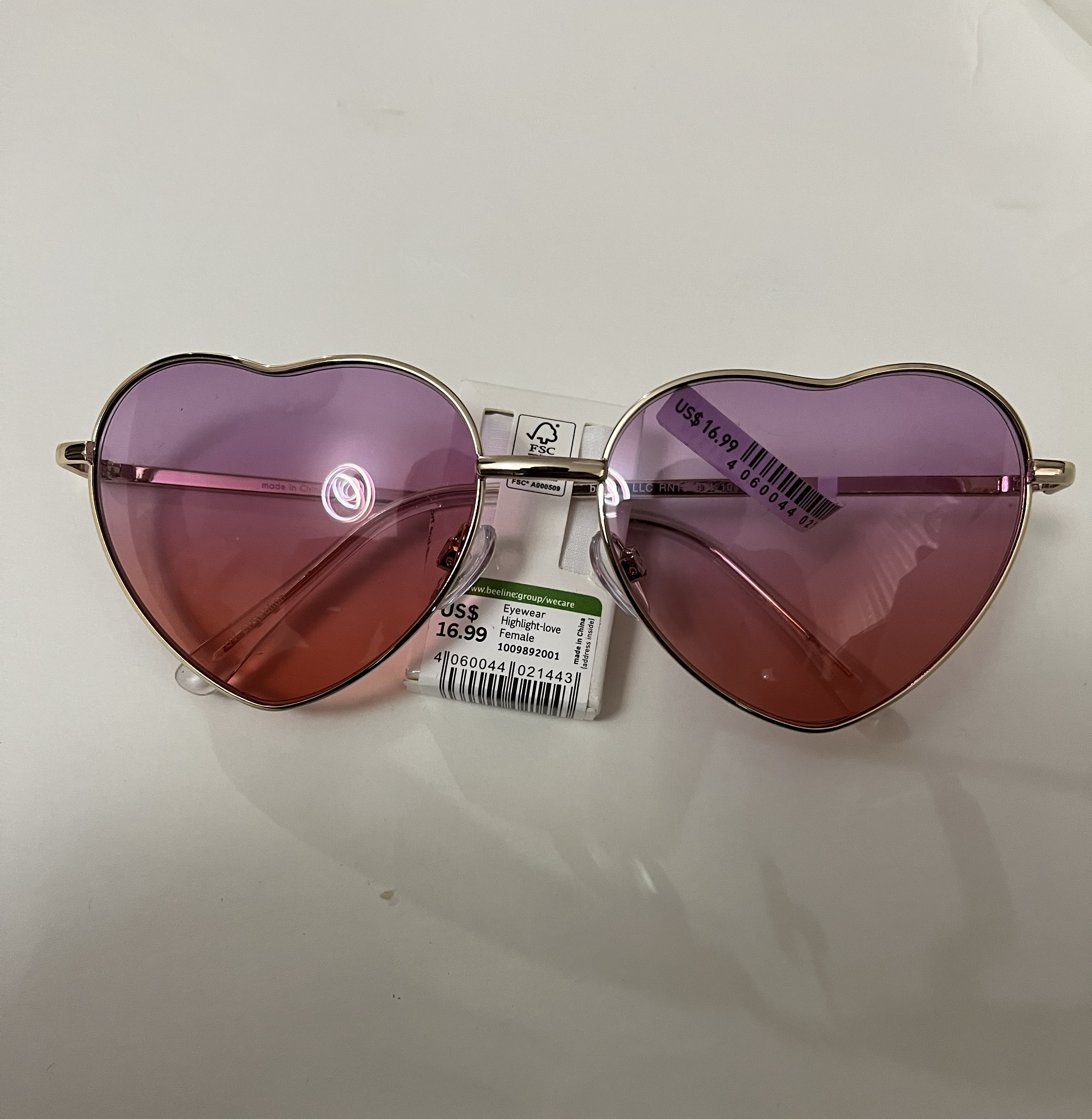 عینک آفتابی زنانه uv400  طرح قلب کد 429